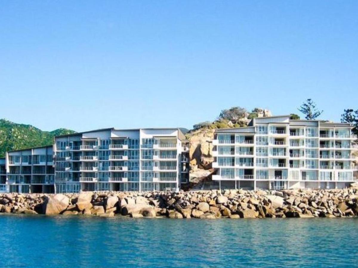 Апартаменти 1213/146 Sooning Street, Nelly Bay, Magnetic Island. Qld 4819. One Bright Point. Екстер'єр фото